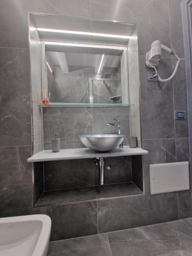 Marla Rooms Специя Экстерьер фото