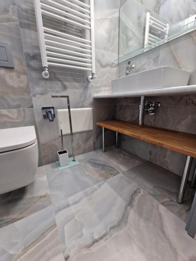 Marla Rooms Специя Экстерьер фото