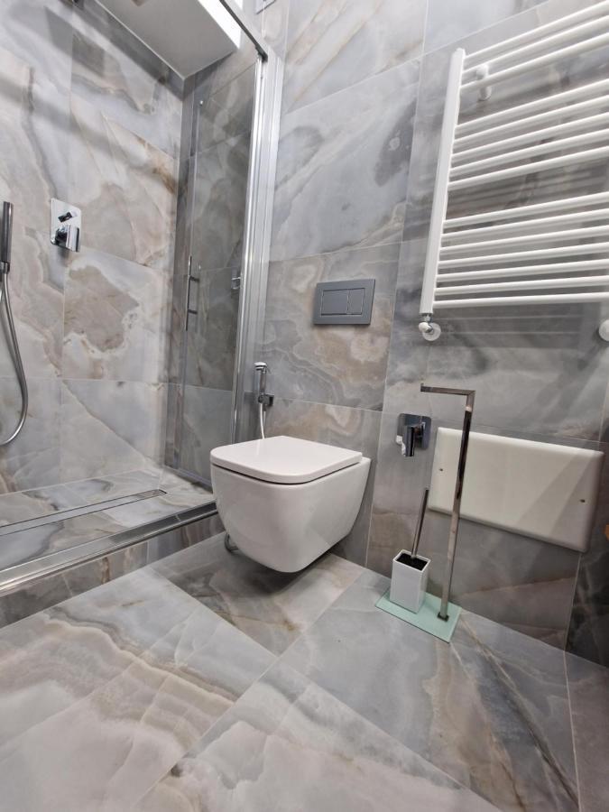 Marla Rooms Специя Экстерьер фото