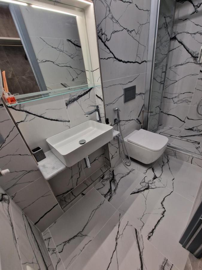 Marla Rooms Специя Экстерьер фото