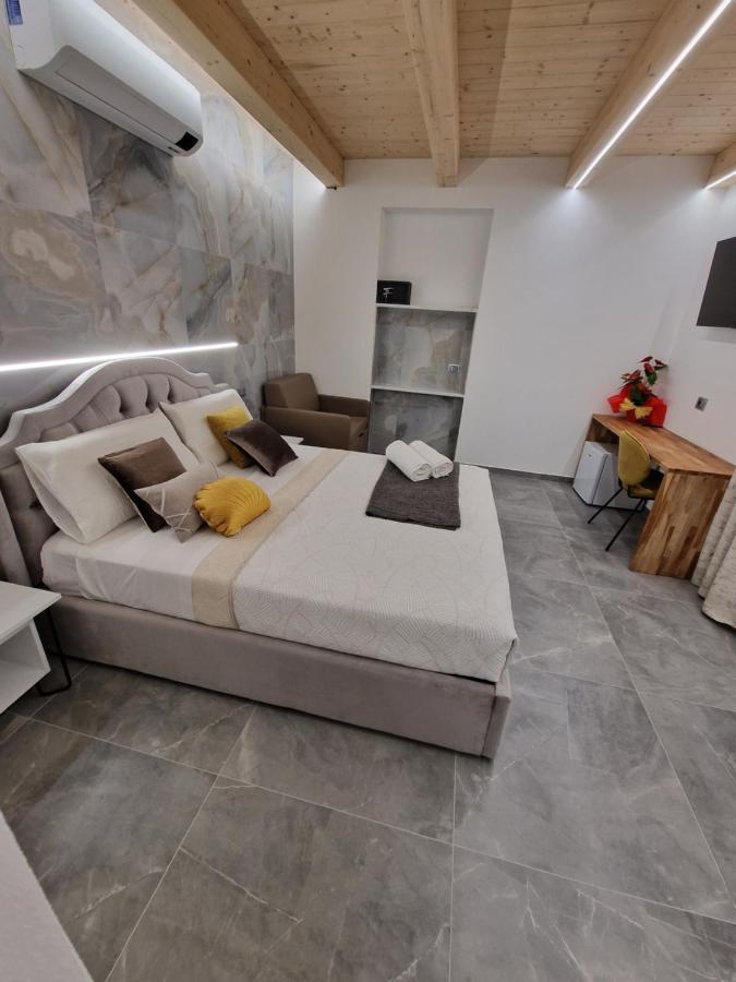 Marla Rooms Специя Экстерьер фото