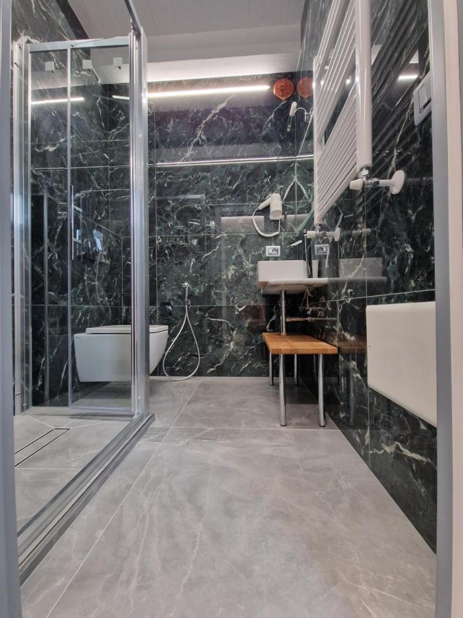 Marla Rooms Специя Экстерьер фото