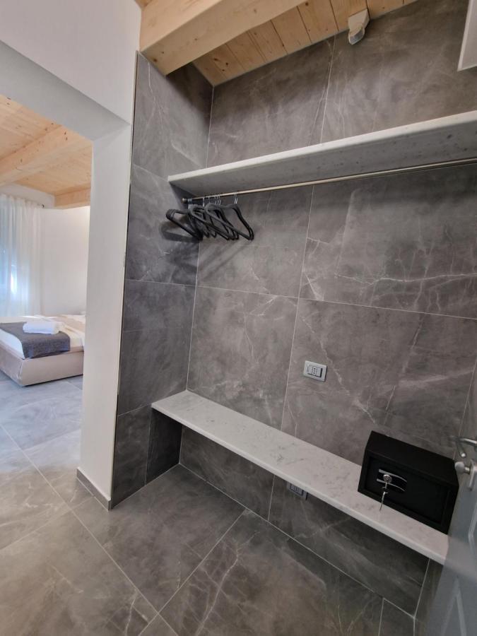 Marla Rooms Специя Экстерьер фото