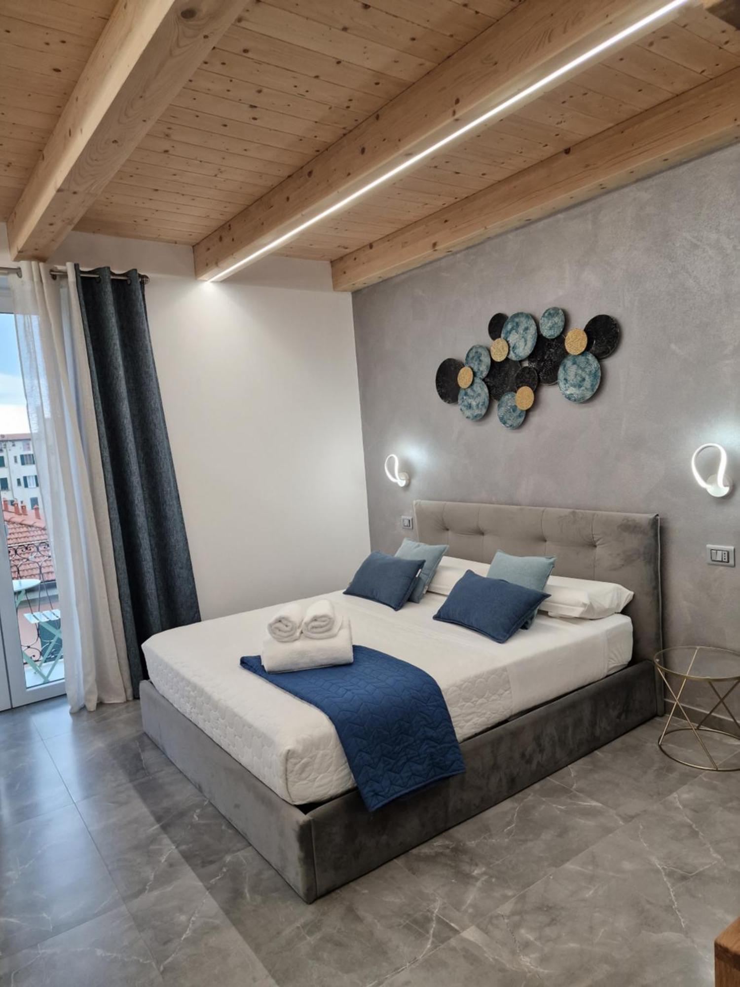 Marla Rooms Специя Экстерьер фото