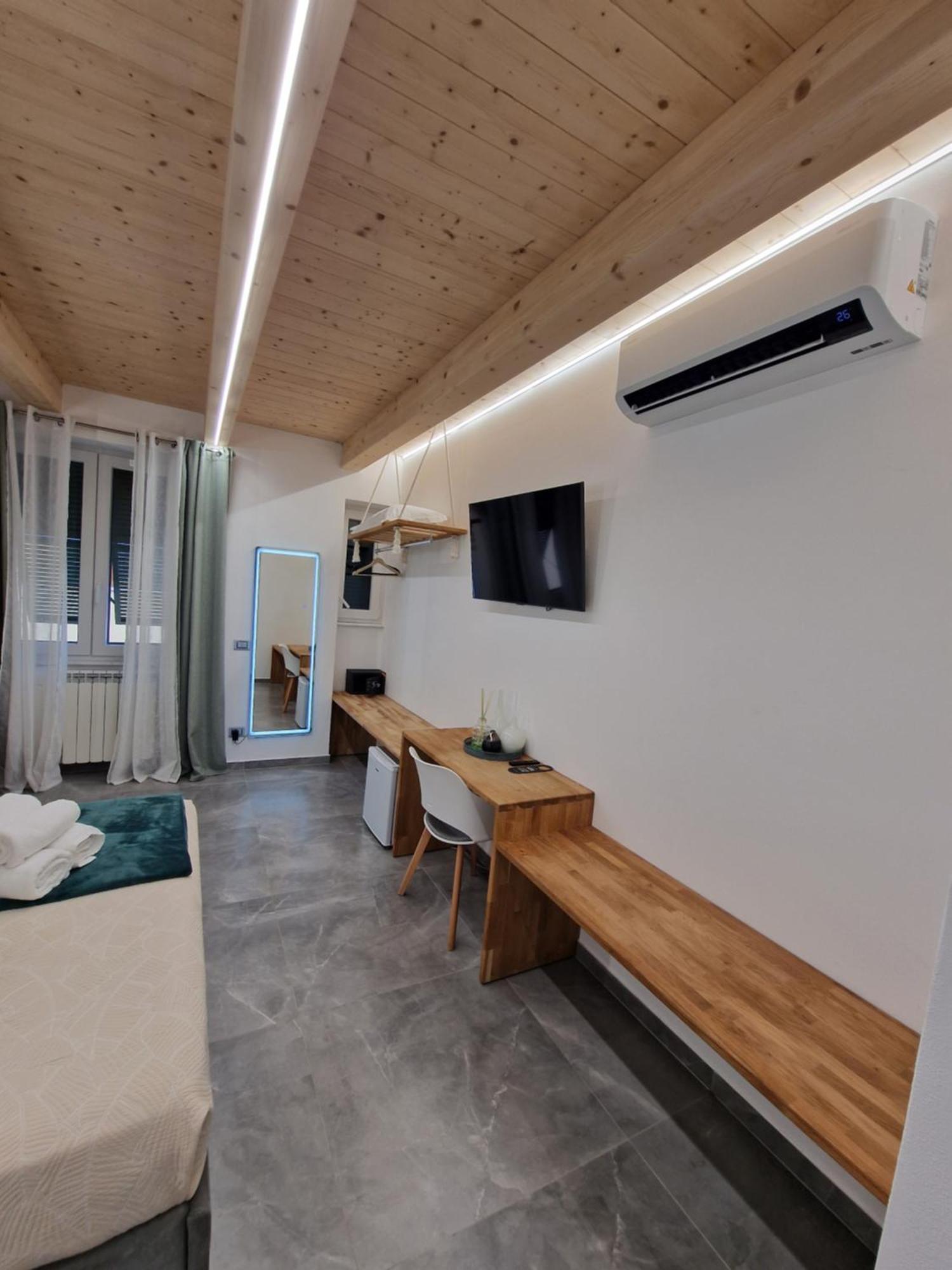 Marla Rooms Специя Экстерьер фото